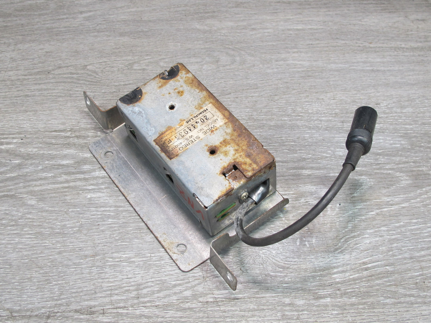 81-83 Datsun Nissan 280ZX S130 Wide Stereo Radio Module Unit WS-4001Z OEM