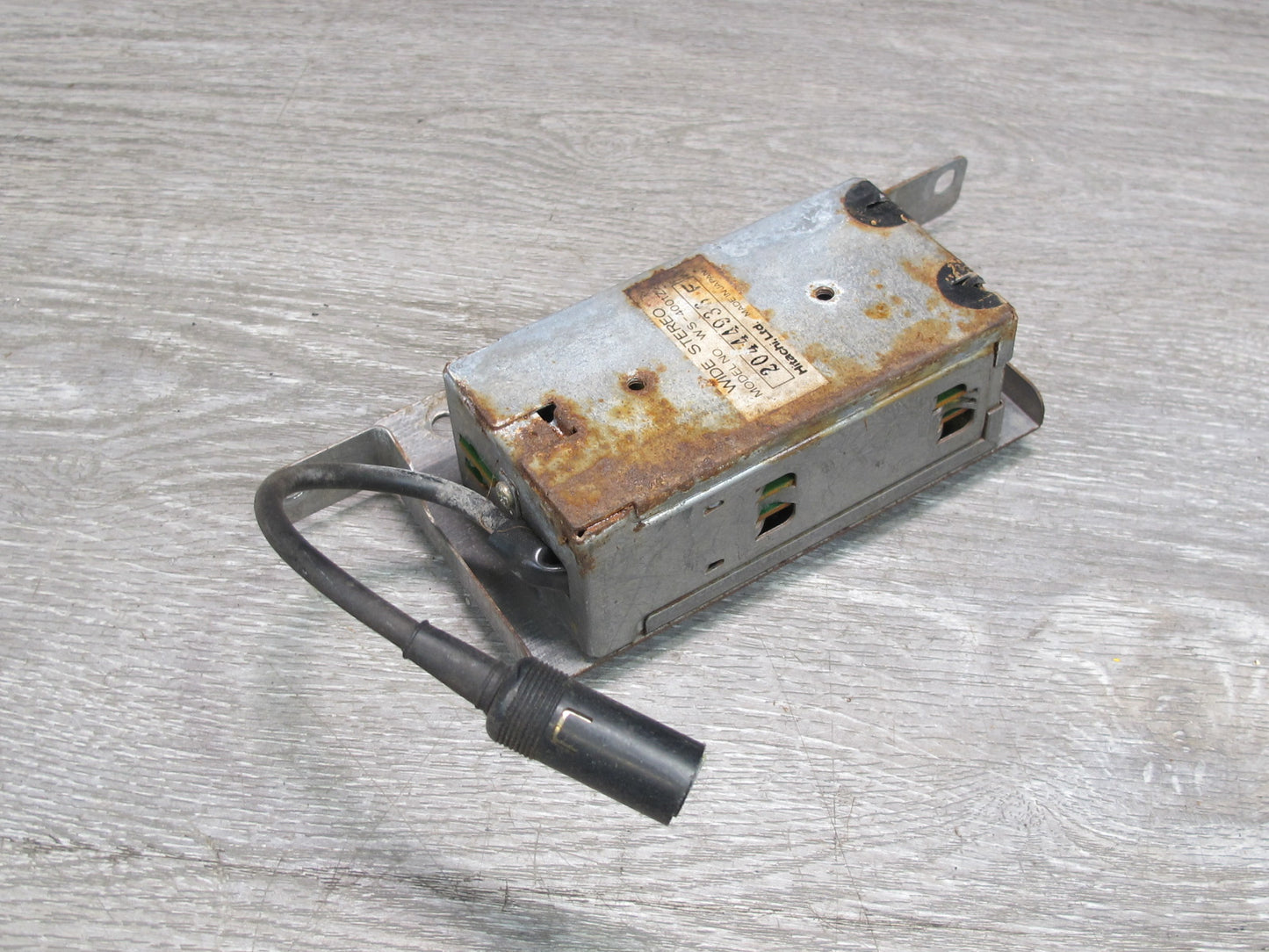 81-83 Datsun Nissan 280ZX S130 Wide Stereo Radio Module Unit WS-4001Z OEM