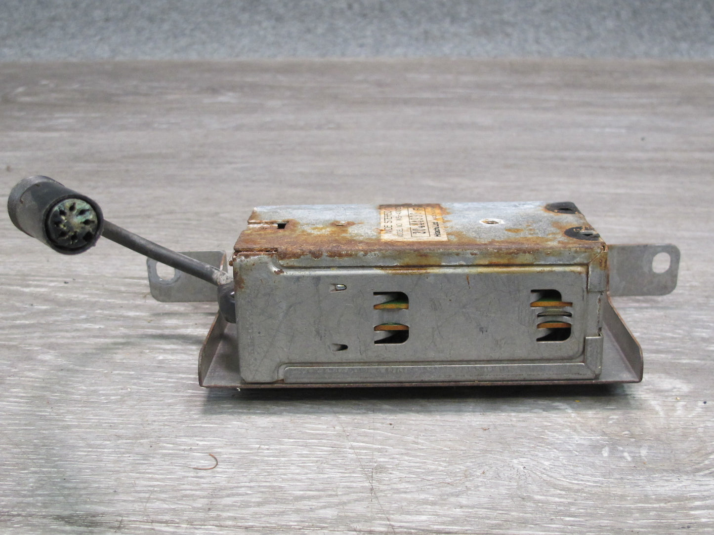 81-83 Datsun Nissan 280ZX S130 Wide Stereo Radio Module Unit WS-4001Z OEM