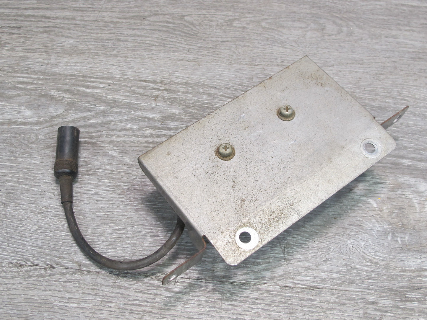 81-83 Datsun Nissan 280ZX S130 Wide Stereo Radio Module Unit WS-4001Z OEM