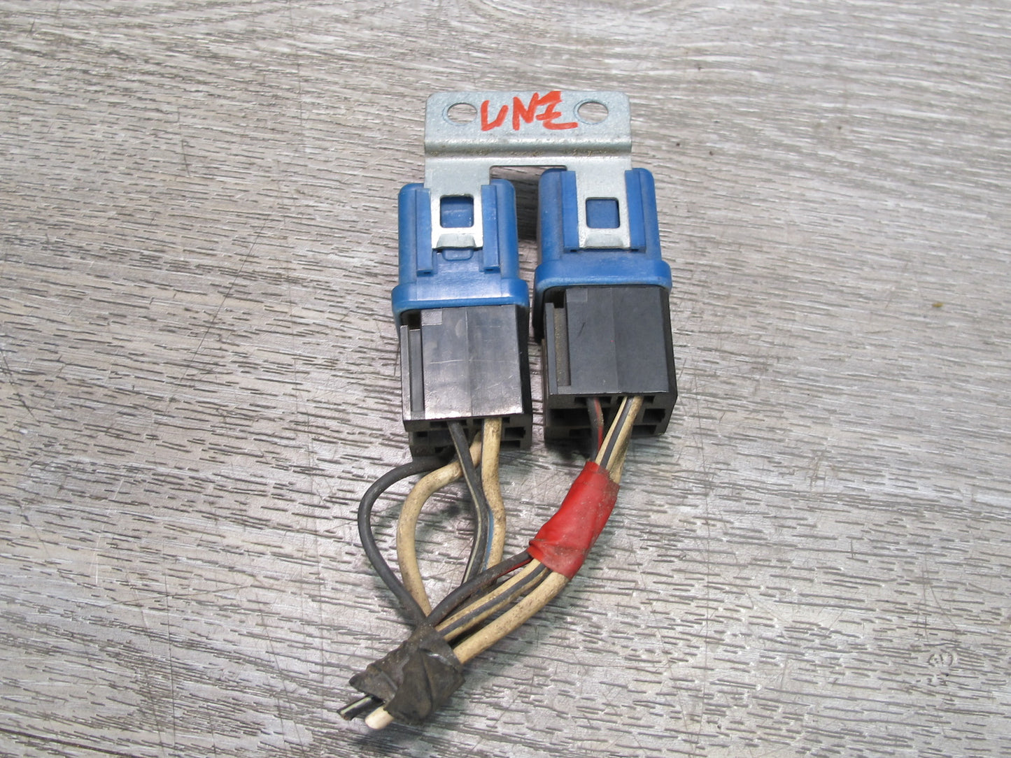 80-83 Datsun Nissan S130 280ZX Fuse Box Relay Pair 2523089977 OEM