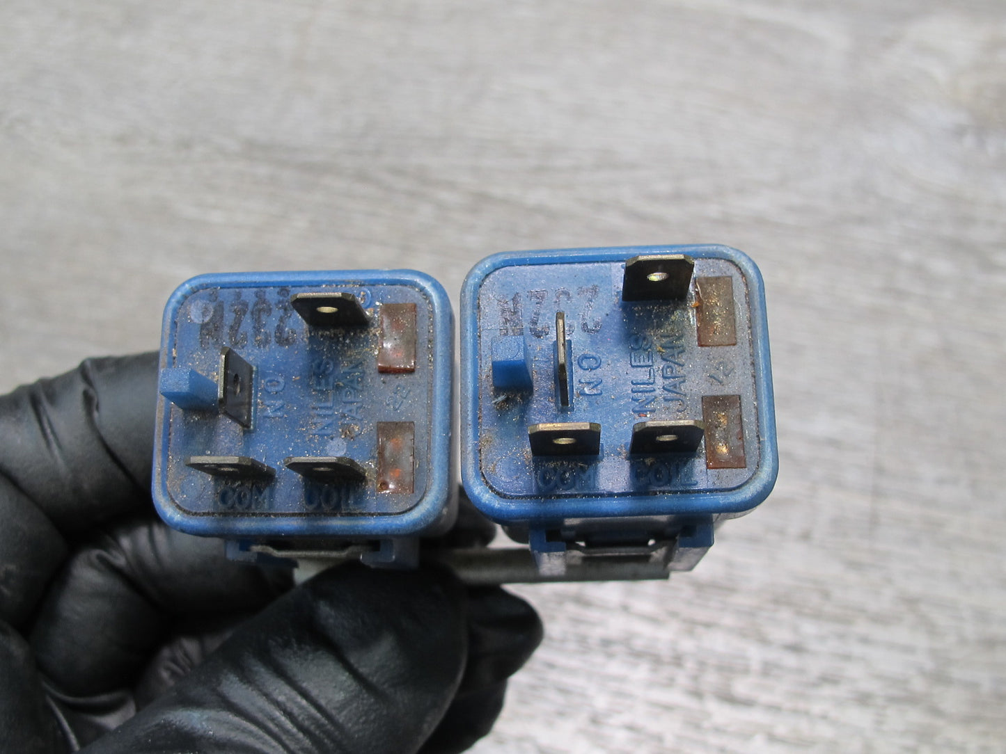 80-83 Datsun Nissan S130 280ZX Fuse Box Relay Pair 2523089977 OEM