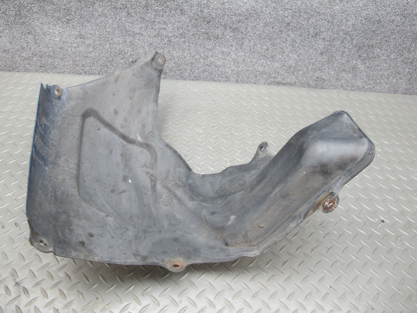 01-05 Lexus JCE10L IS300 Rear Left Wheel Arch Liner Splash Shield OEM
