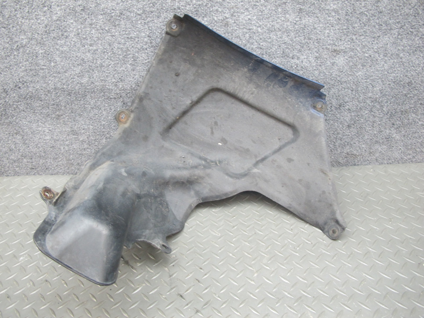 01-05 Lexus JCE10L IS300 Rear Left Wheel Arch Liner Splash Shield OEM