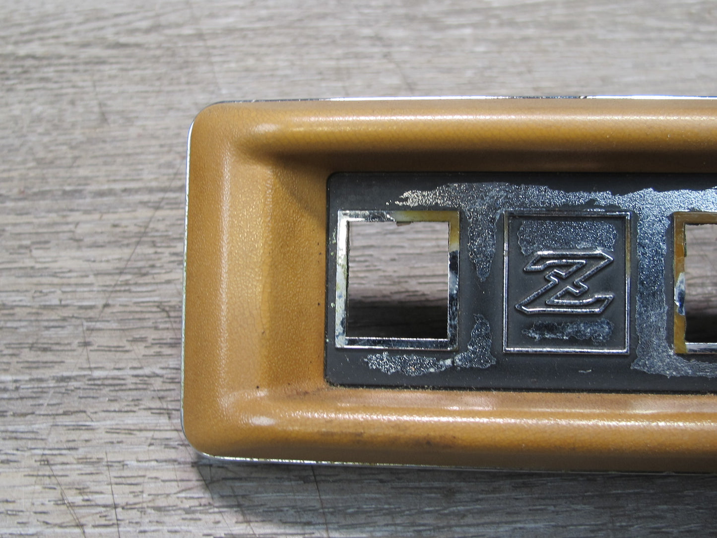 79-83 Datsun Nissan S130 280ZX 2+0 Left Power Window Switch Trim Bezel OEM