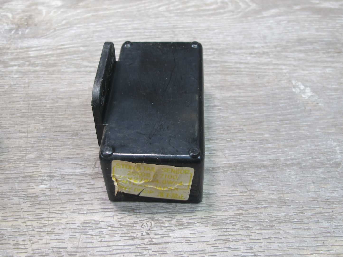 79-83 Datsun Nissan S130 280ZX Stop & Tail Light Sensor Module 25506-P7100 OEM