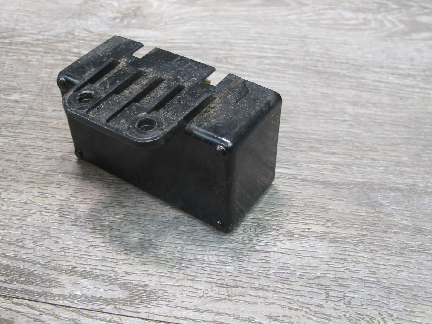 79-83 Datsun Nissan S130 280ZX Stop & Tail Light Sensor Module 25506-P7100 OEM