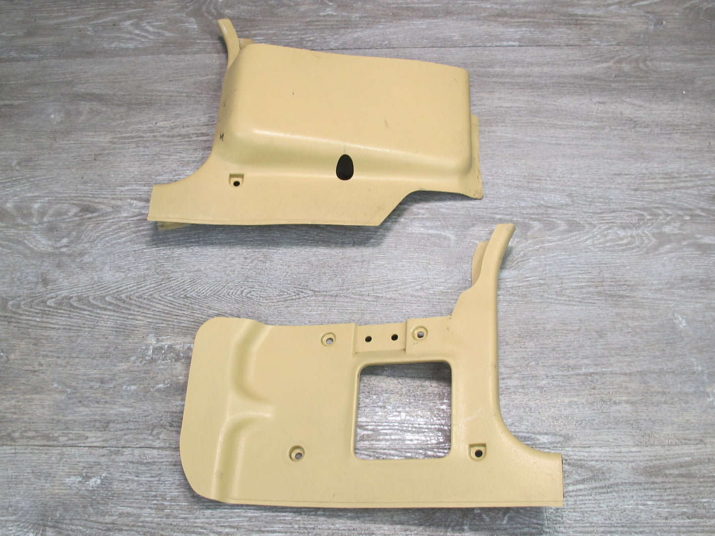 81-83 Datsun Nissan S130 280ZX Front Right & Left Kick Trim Cover Set OEM