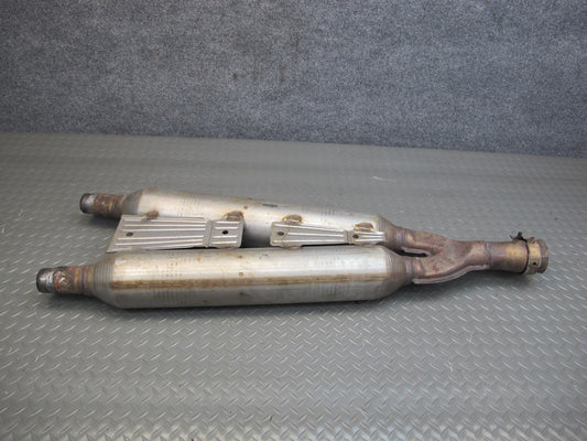 01-06 Lexus UCF30L LS430 Center Exhaust Pipe Line OEM