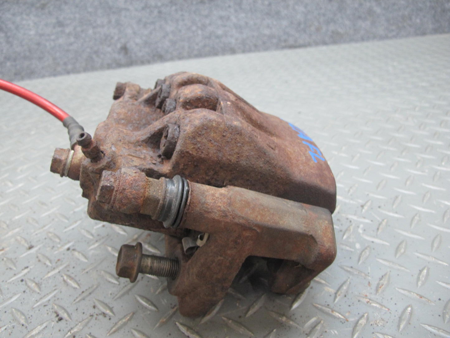 92-98 Lexus JZZ31L SC300 RWD Set of 2 Front Left & Right Brake Caliper OEM