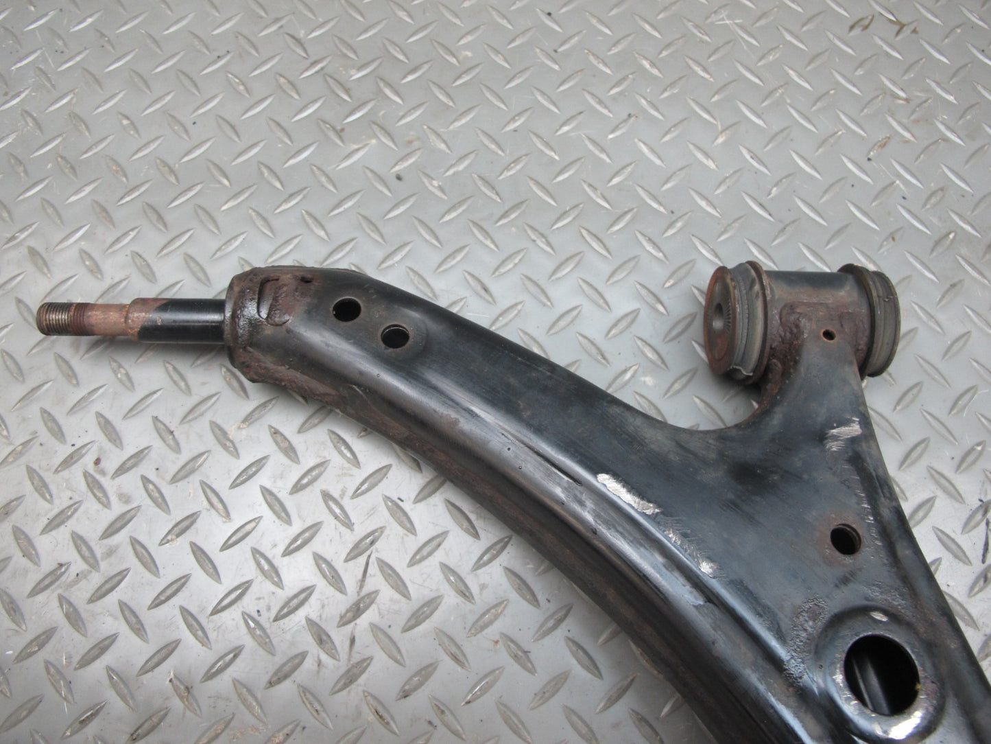 01-06 Lexus UCF30L LS430 Set of 2 Front Left Upper & Lower Control Arm OEM