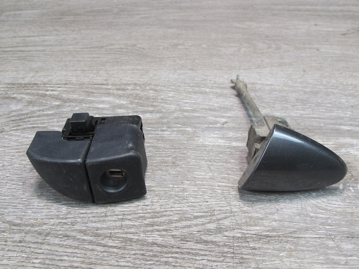 2010 Lexus GSE20L IS250 A/T ECM ECU Start Stop Glove Door Lock KEY Set OEM