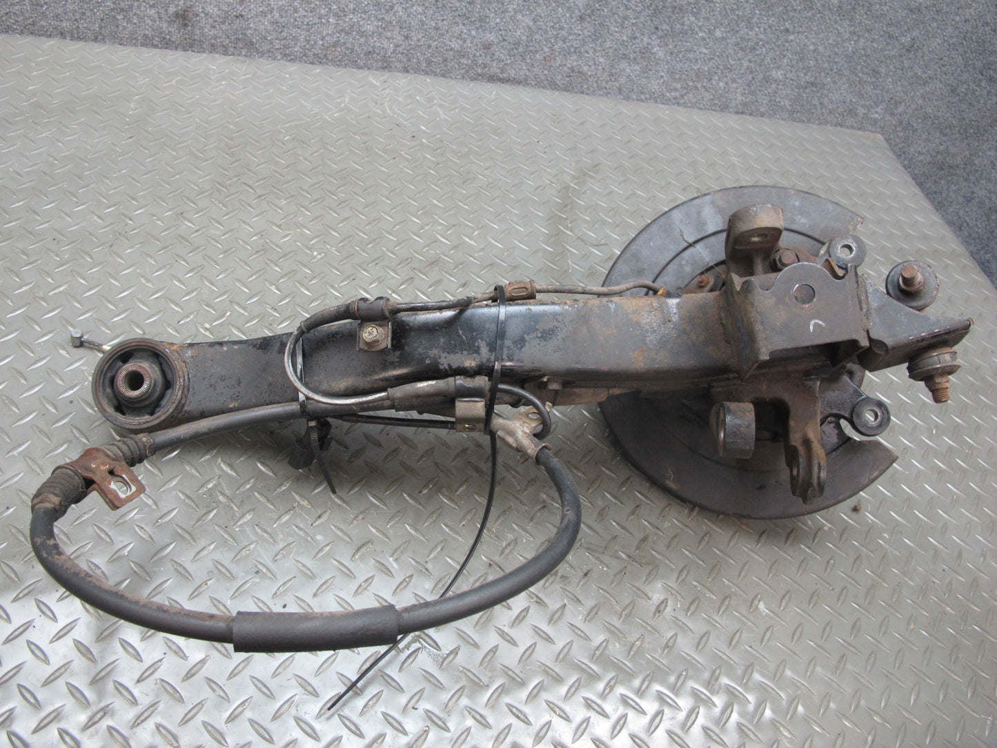 91-99 Mitsubishi 3000GT FWD NA Rear Right Knuckle Wheel Hub Trailing Arm OEM