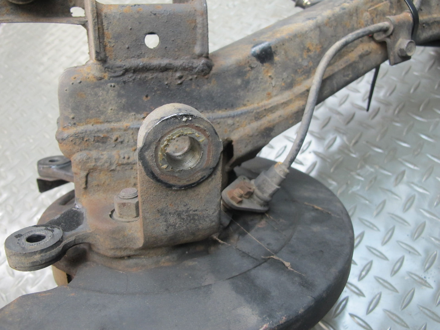 91-99 Mitsubishi 3000GT FWD NA Rear Right Knuckle Wheel Hub Trailing Arm OEM