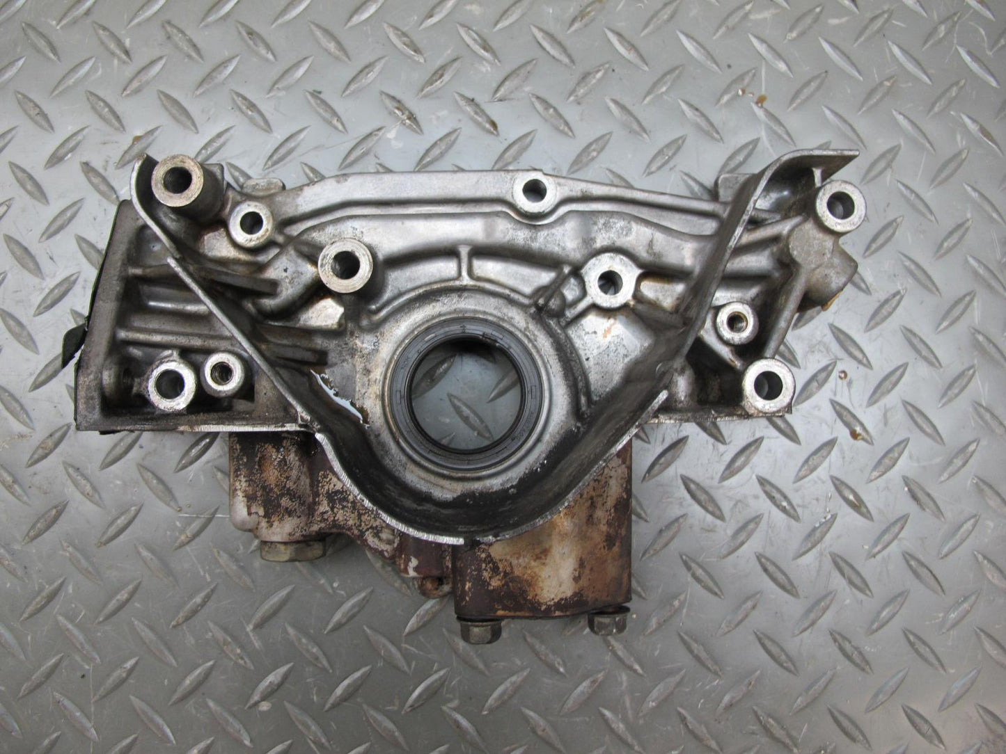 91-92 Mitsubishi 3000GT Dohc 6G72 NON Turbo Engine Oil Pump w Pickup Tube OEM