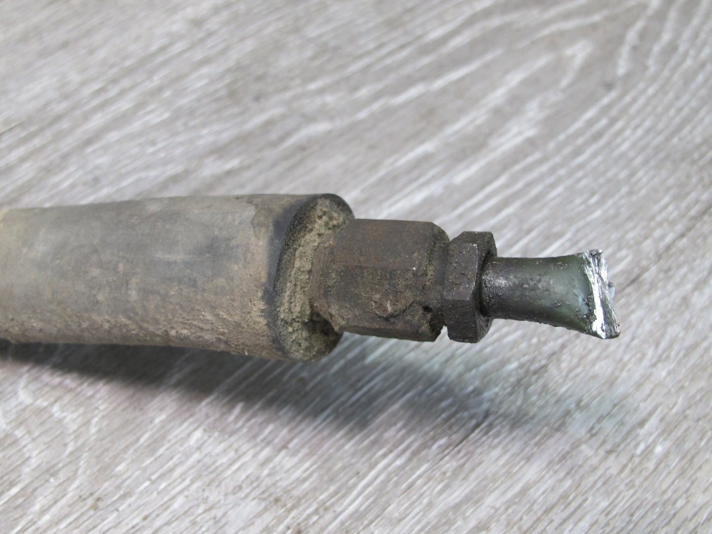 1983-1984 Porsche 928 S Electric Fuel Gas Pump Filter Sending Unit Assembly