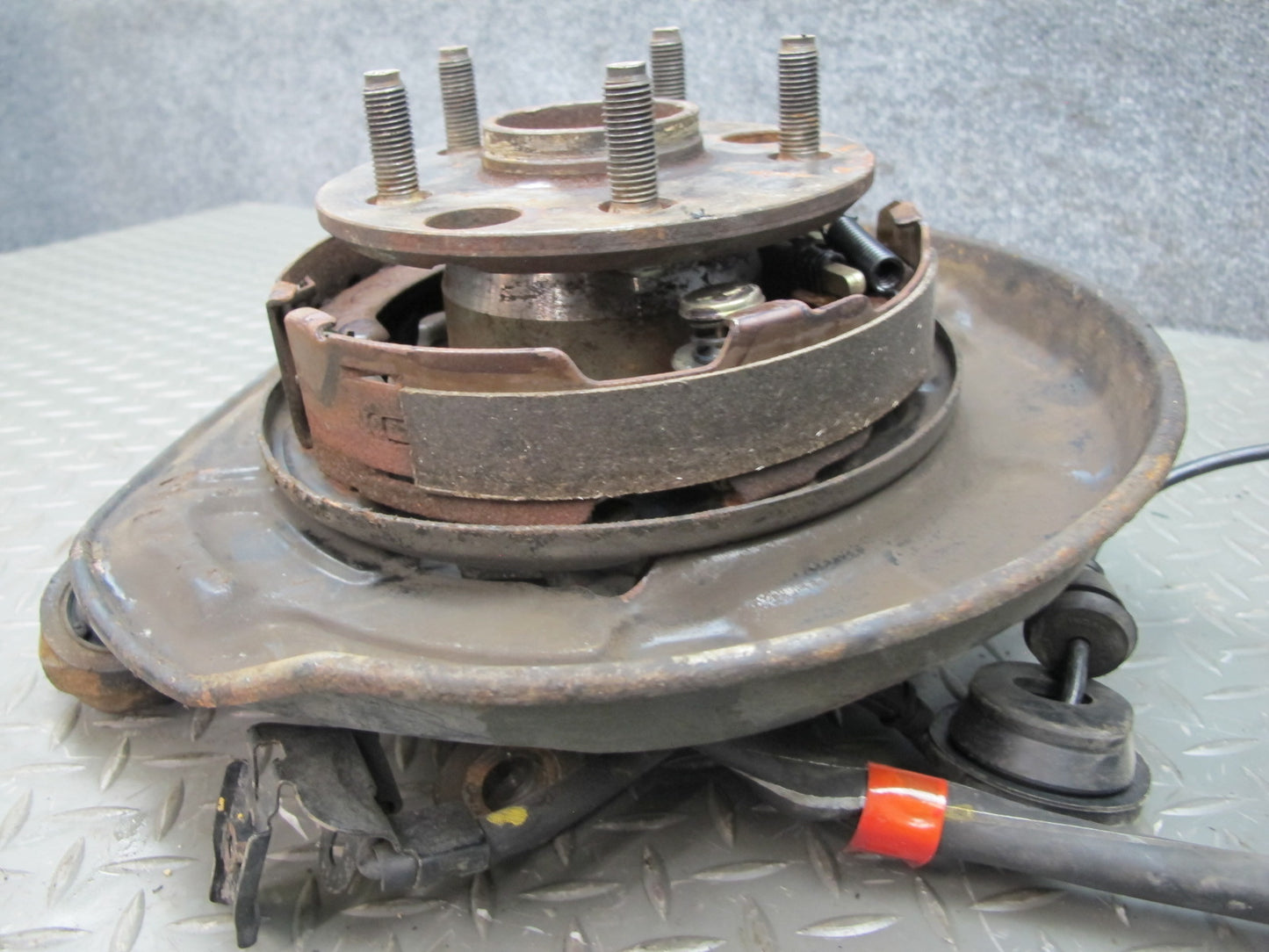 92-00 Lexus JZZ31 SC400 SC300 RWD Rear Right Spindle Knuckle Wheel Hub OEM