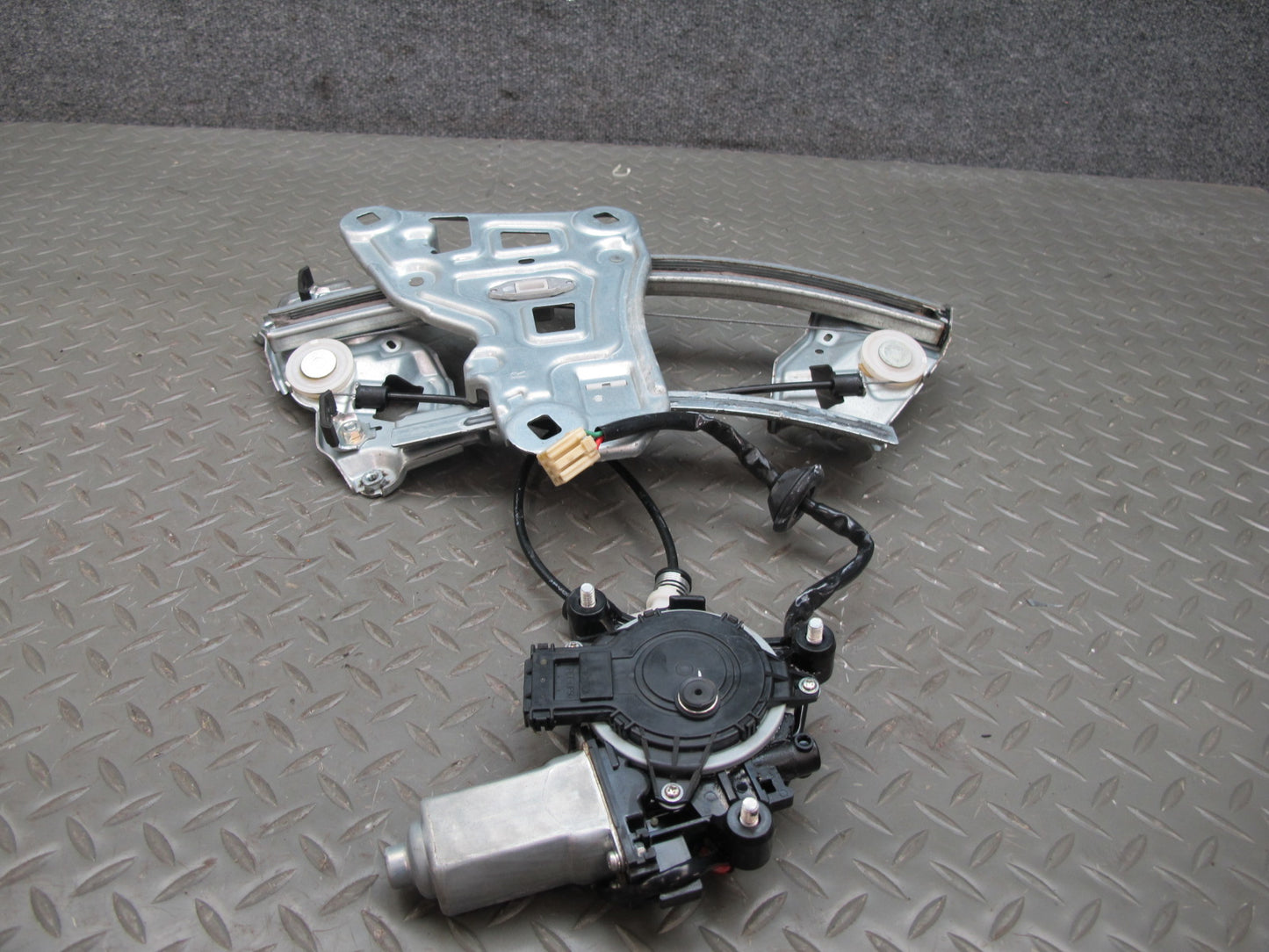 10-15 Lexus IS350 IS250 Convertible Rear Right Window Regulator w Motor OEM