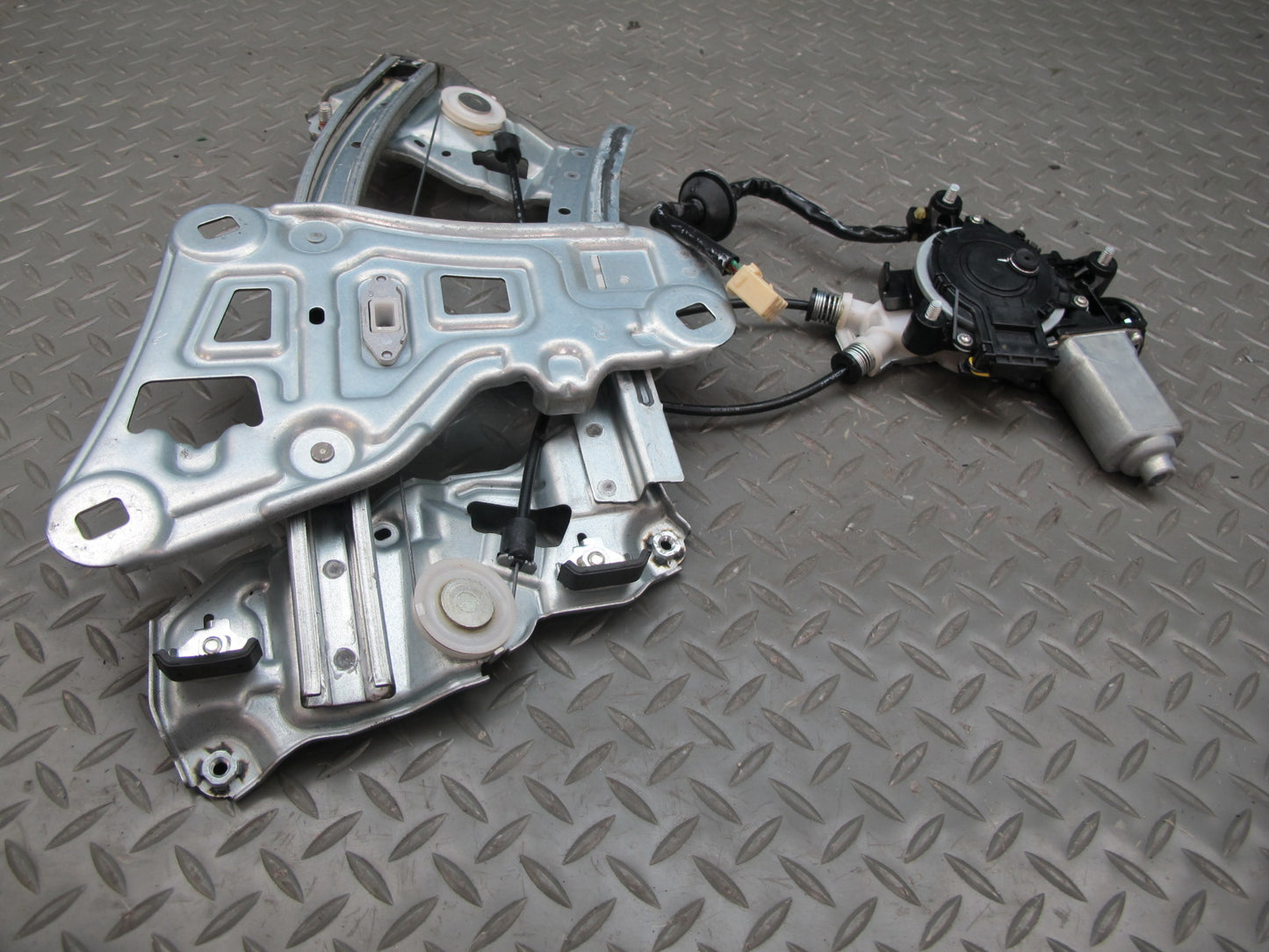 10-15 Lexus IS350 IS250 Convertible Rear Right Window Regulator w Motor OEM