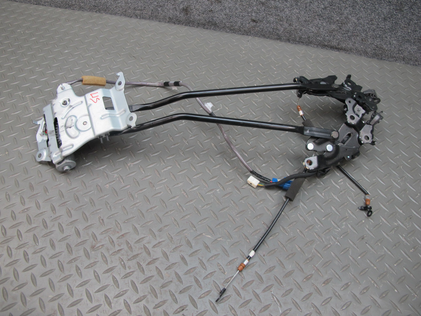 10-15 Lexus IS350 IS250 Convertible Rear Trunk Roof Lock Latch Motor Assy OEM