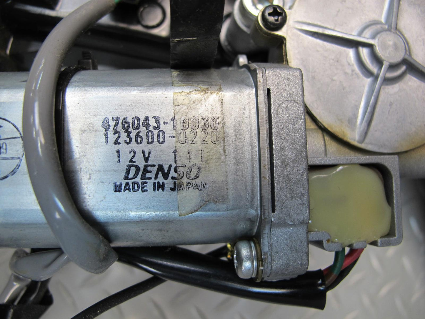 10-15 Lexus IS250 Conv Rear Right & Left Electric TOP Roof Motor Hinge Set OEM