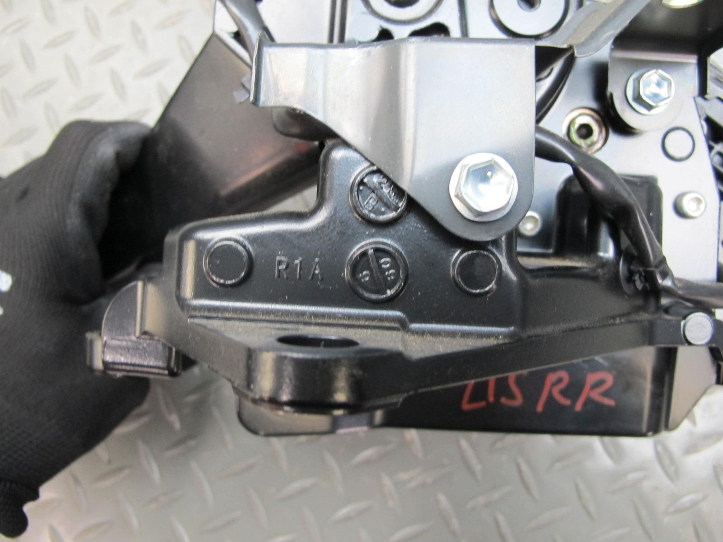 10-15 Lexus IS350 IS250 Convertible Rear Right Side TOP Roof Motor Hinge OEM