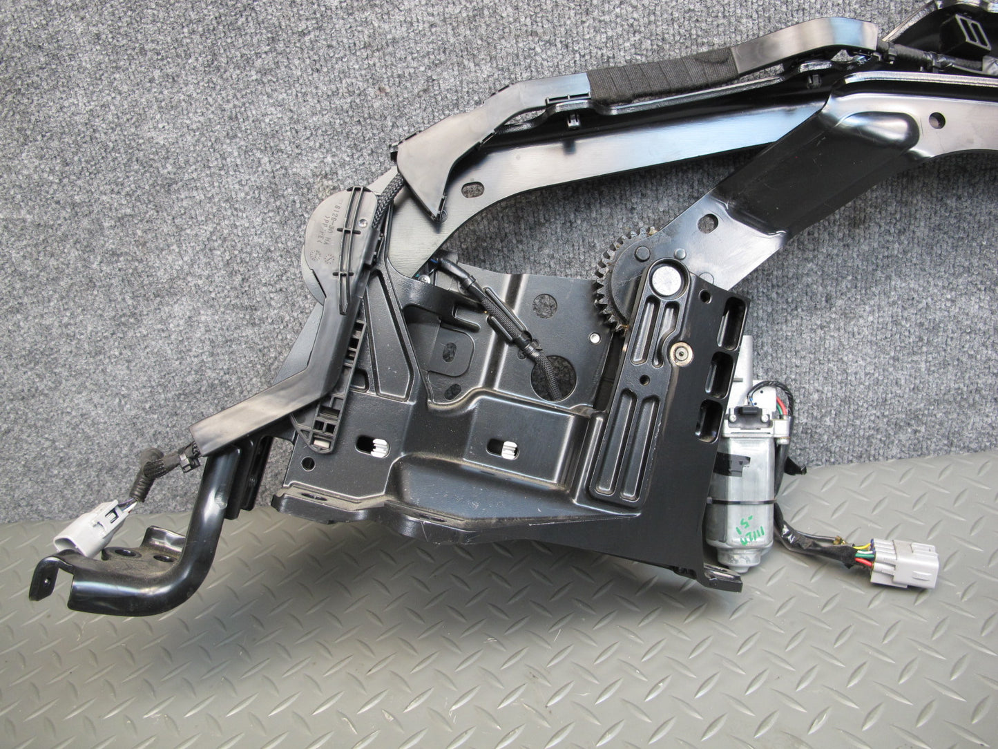10-15 Lexus IS250 Conv Rear Right & Left Electric TOP Roof Motor Hinge Set OEM