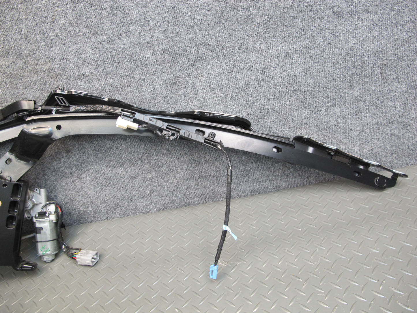 10-15 Lexus IS250 Conv Rear Right & Left Electric TOP Roof Motor Hinge Set OEM