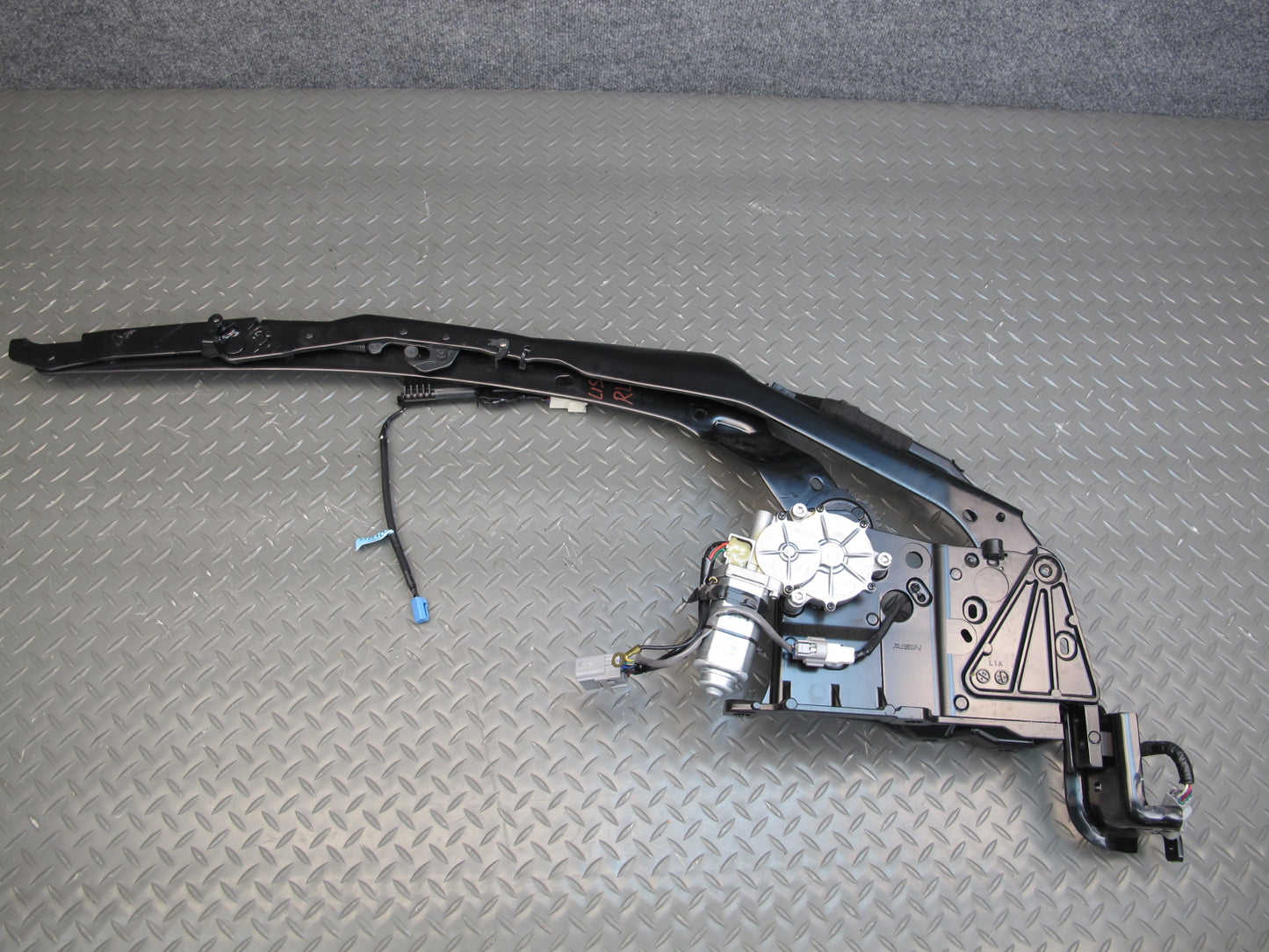 10-15 Lexus IS250 Conv Rear Right & Left Electric TOP Roof Motor Hinge Set OEM