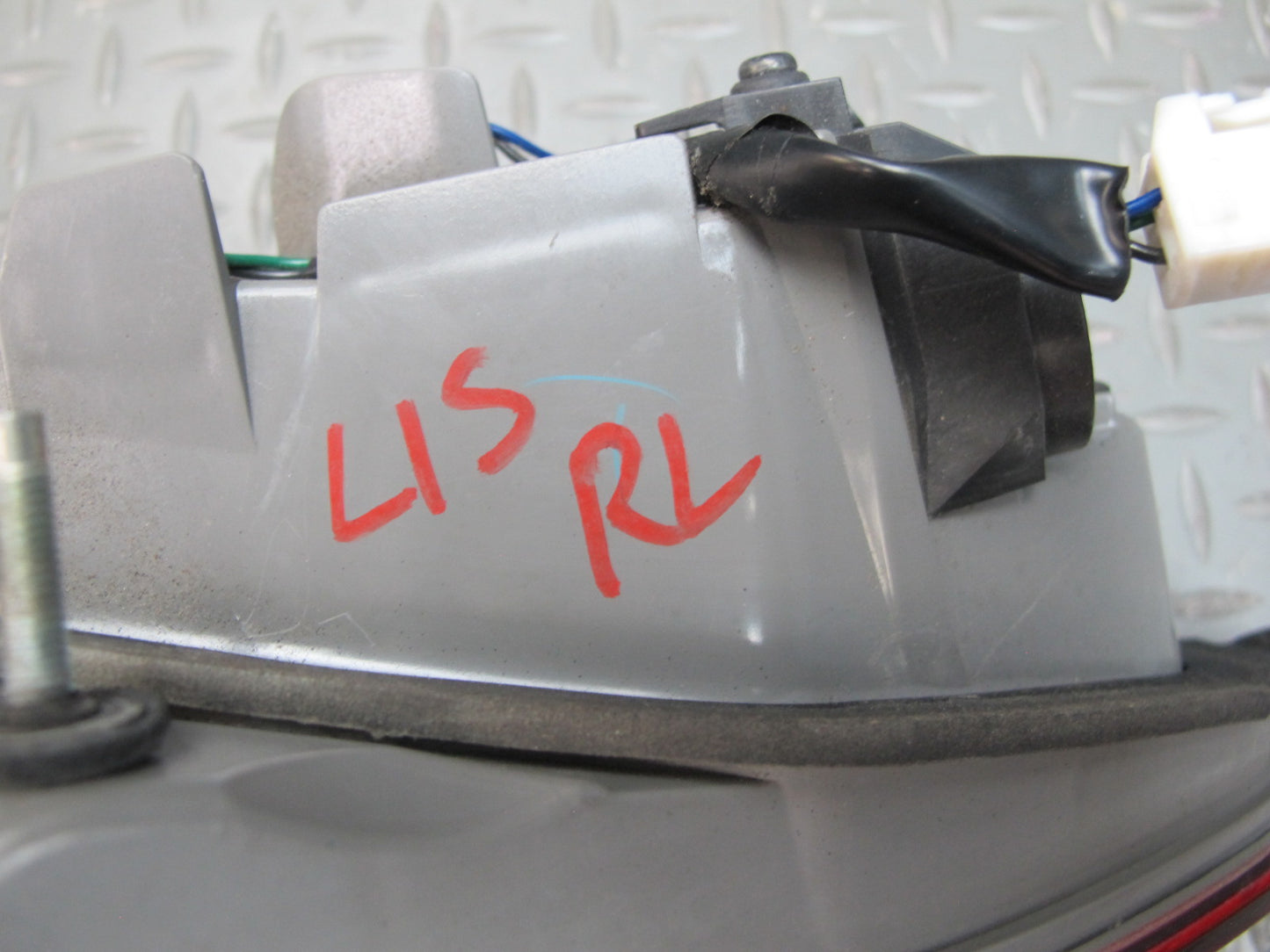 10-15 Lexus IS350 IS250 Convertible Rear Left Side Inner Tail Light Lamp OEM