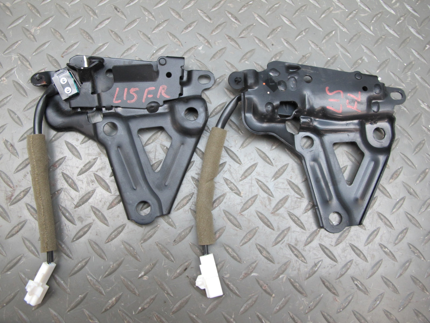 10-15 Lexus IS350 IS250 Convertible Set of 2 Front TOP Roof Lock Latch OEM