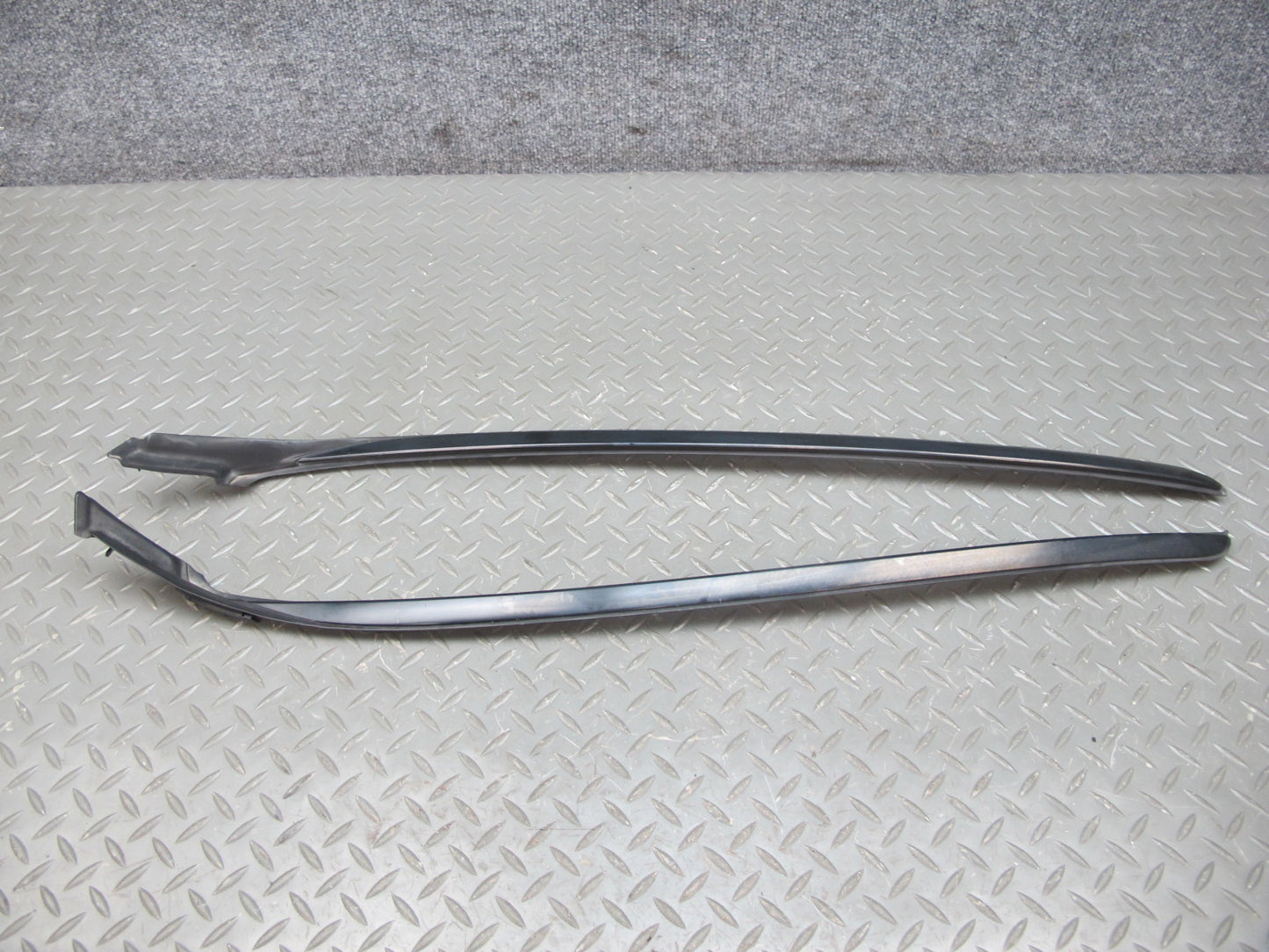 10-15 Lexus IS350 IS250 Front Left Right Windshield Drip Seal Molding Set OEM