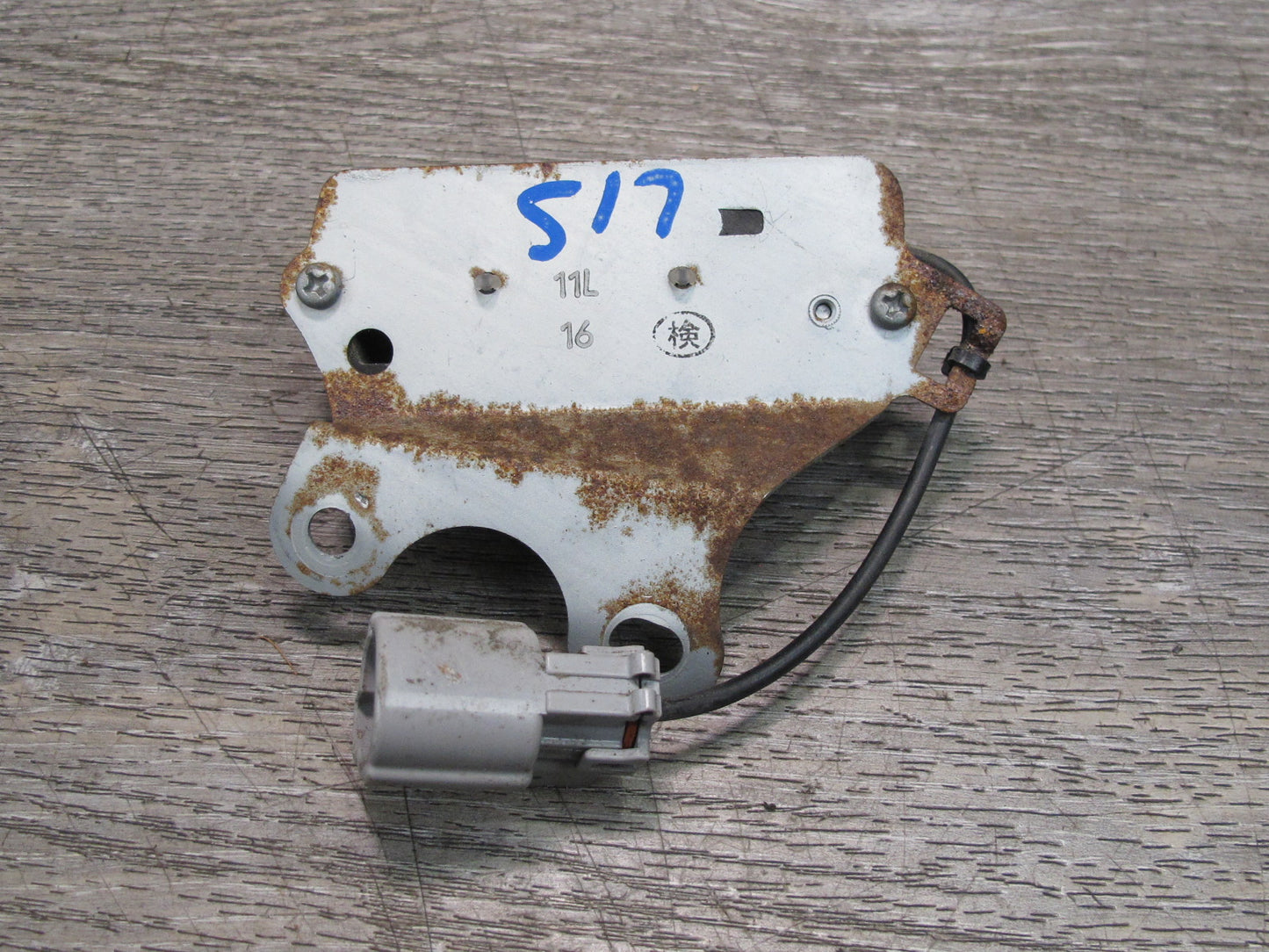 10-15 Lexus IS350 IS250 Convertible Rear Left TPMS Tire Pressure Sensor OEM