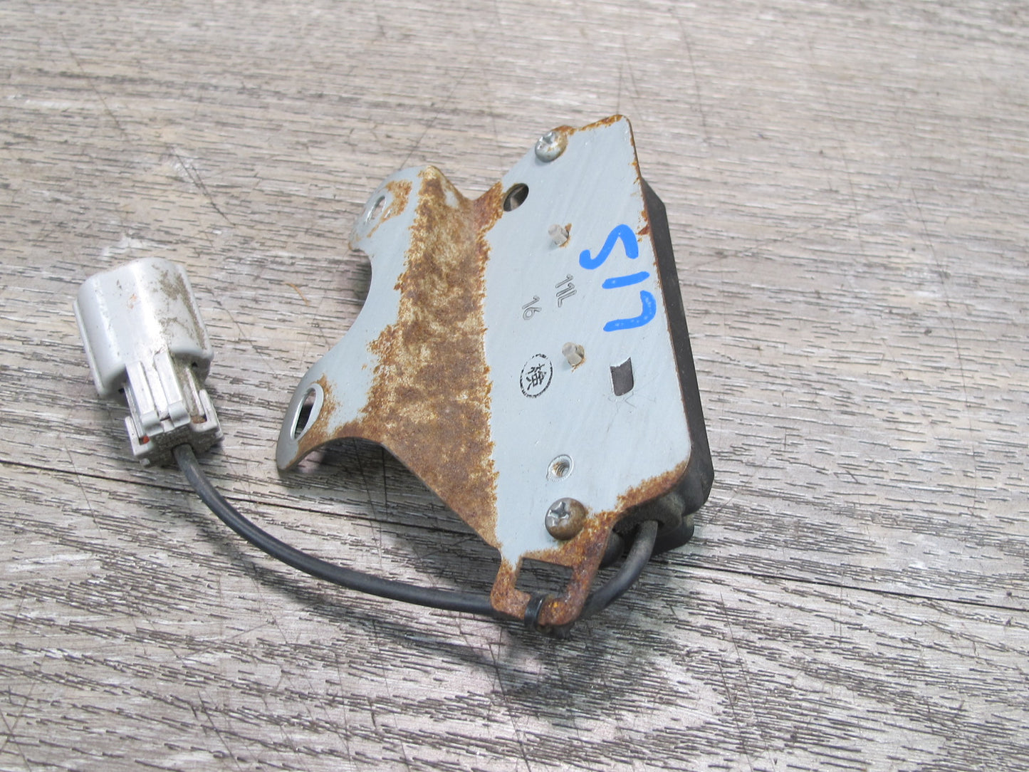 10-15 Lexus IS350 IS250 Convertible Rear Left TPMS Tire Pressure Sensor OEM