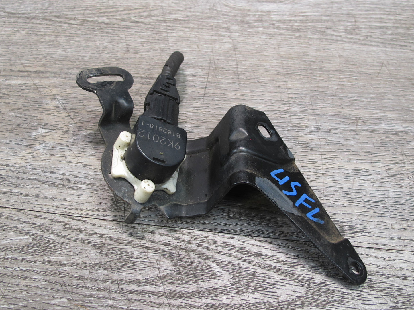 10-15 Lexus IS350 IS250 Front Left Suspension Height Level Sensor OEM