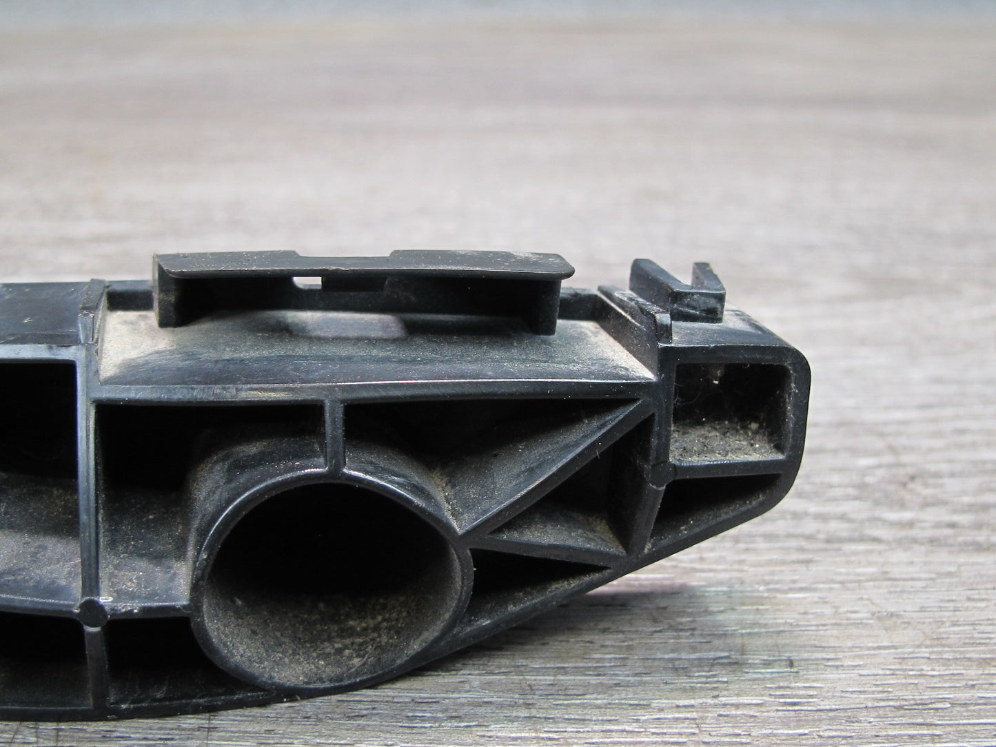10-15 Lexus IS350 IS250 GSE20L Set of 2 Front Bumper Left & Right Bracket OEM