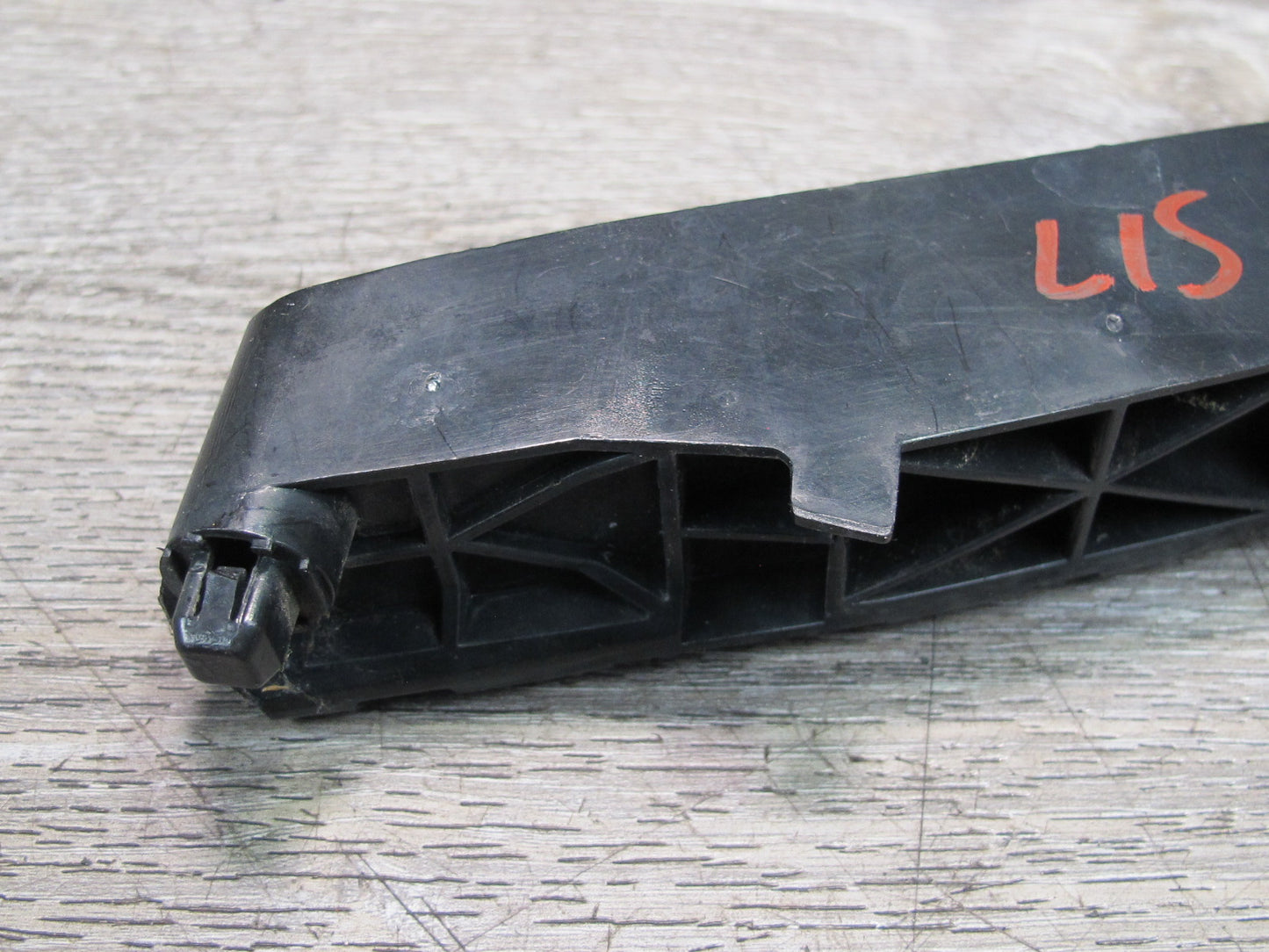 10-15 Lexus IS350 IS250 GSE20L Set of 2 Front Bumper Left & Right Bracket OEM