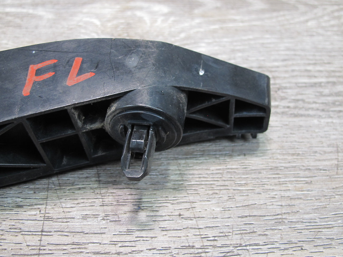 10-15 Lexus IS350 IS250 GSE20L Set of 2 Front Bumper Left & Right Bracket OEM