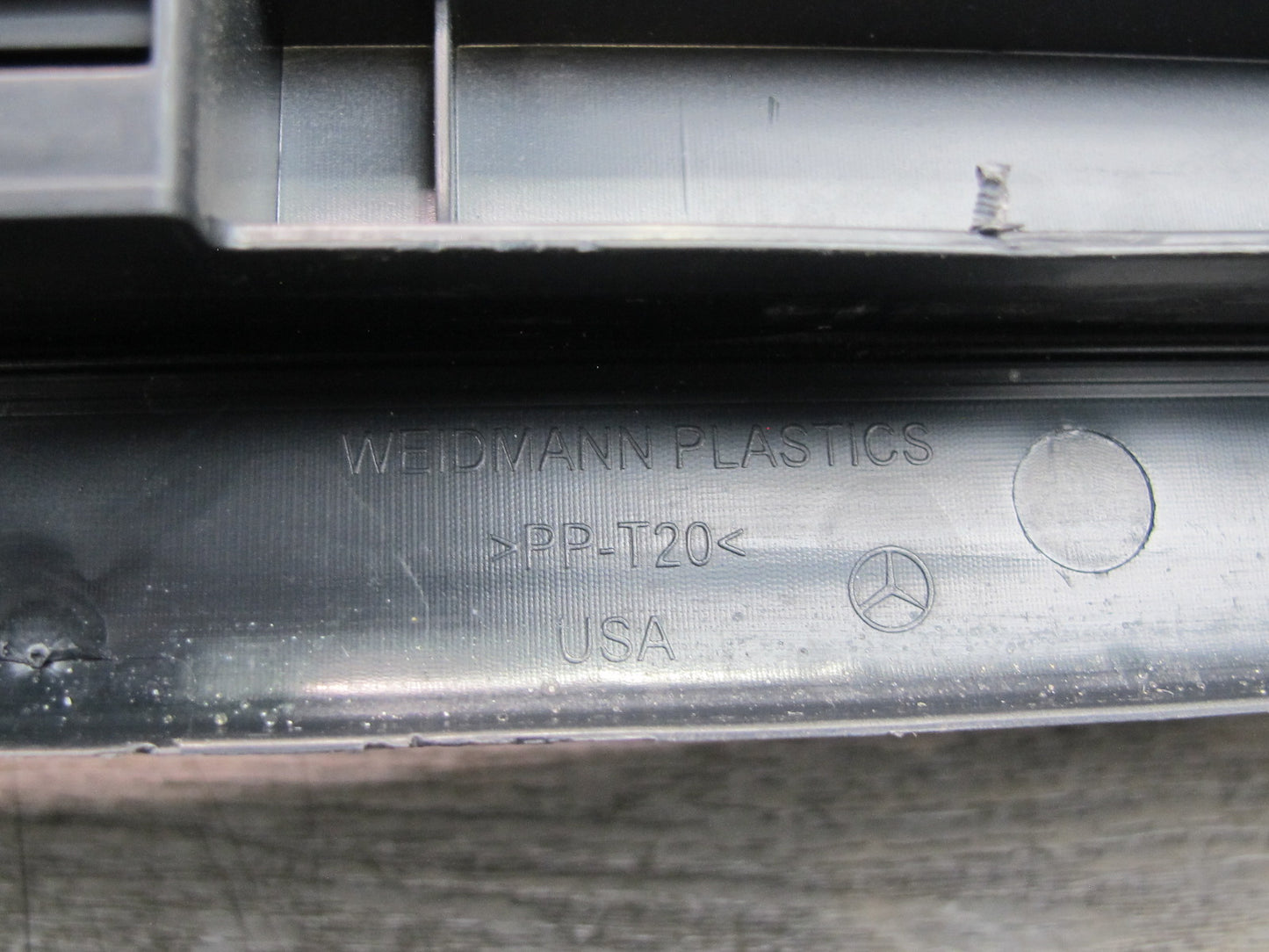 12-15 Mercedes W166 ML Set of 2 Rear Left Right Door Scuff Sill Plate Trim OEM