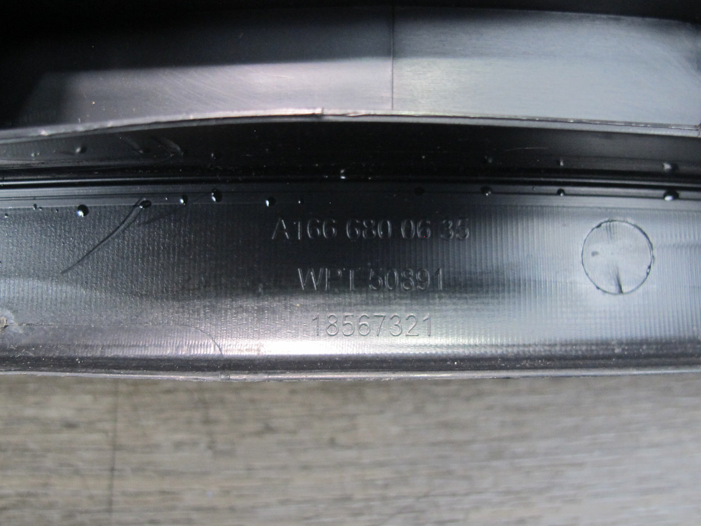 12-15 Mercedes W166 ML Set of 2 Rear Left Right Door Scuff Sill Plate Trim OEM