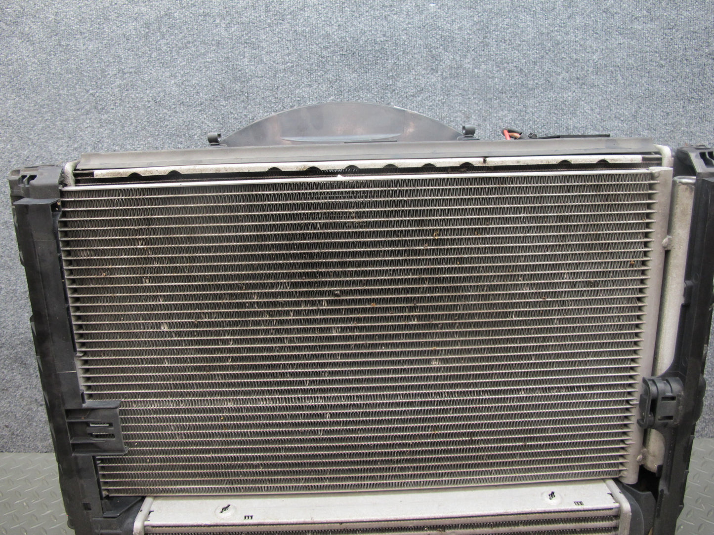 12-16 BMW E89 Z4 28i N20 Engine Radiator Condenser Oil Cooler Fan Shroud OEM