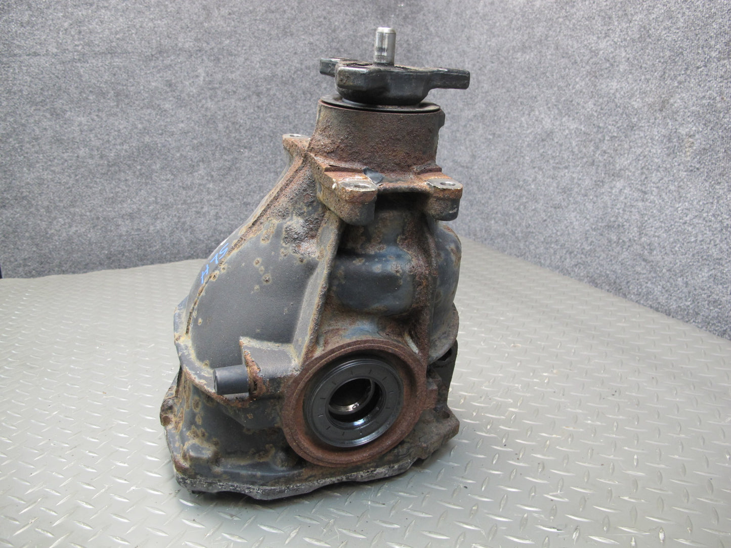 03-06 Mercedes R230 SL500 Rear Differential Carrier 2.82 Ratio 87k Miles OEM