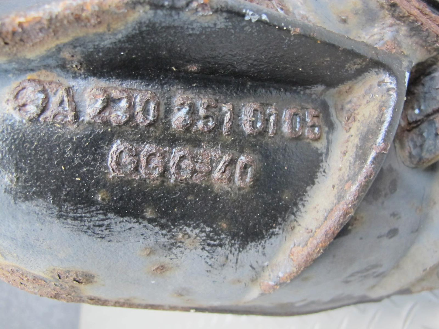 03-06 Mercedes R230 SL500 Rear Differential Carrier 2.82 Ratio 87k Miles OEM