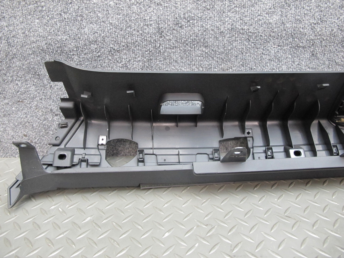 09-16 BMW E89 Z4 Rear Interior Upper Partition Trim Cover Assembly Black OEM