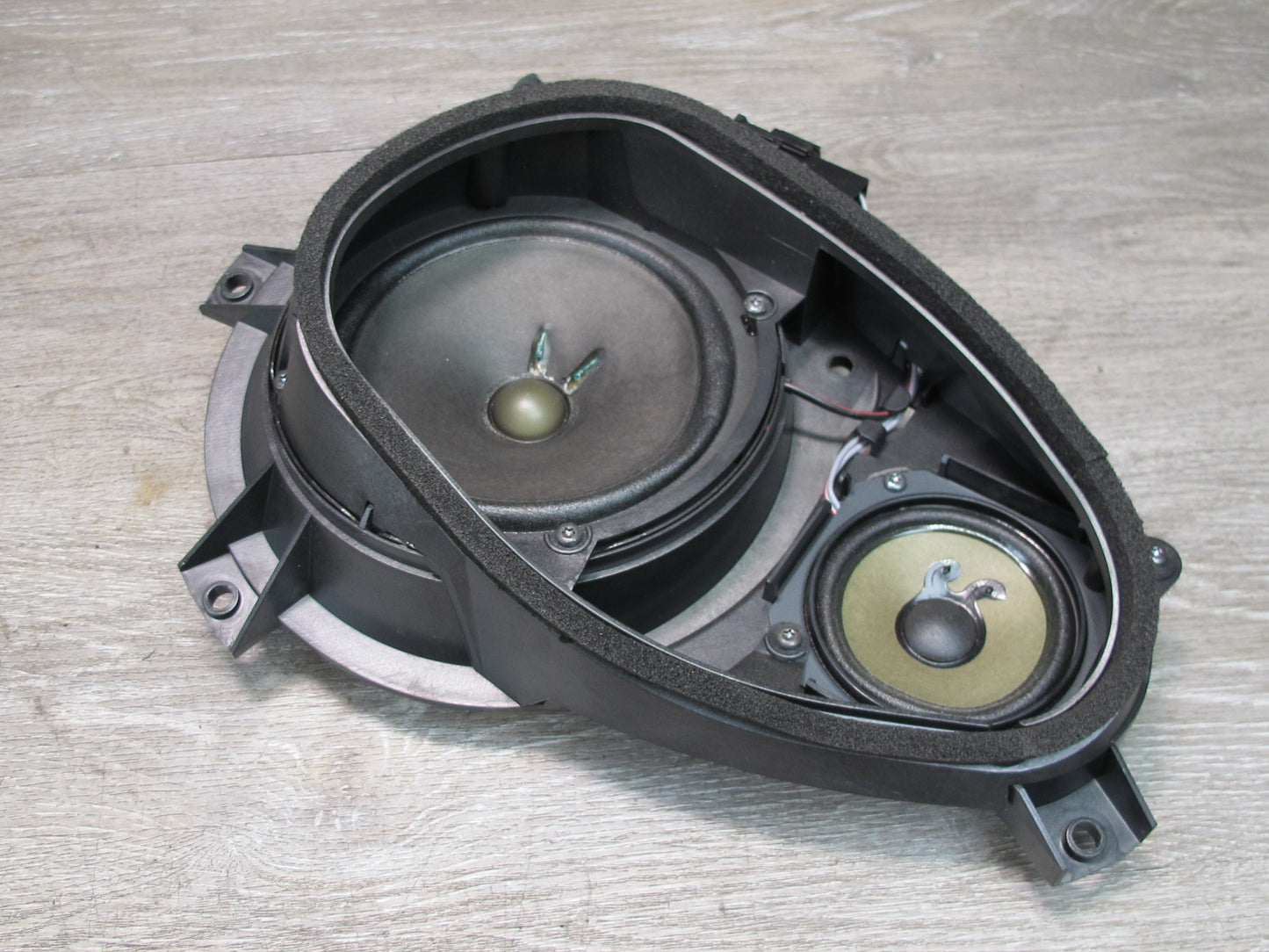 03-08 Mercedes R230 Sl-class Set of 2 Left & Right Door Bose Speaker OEM