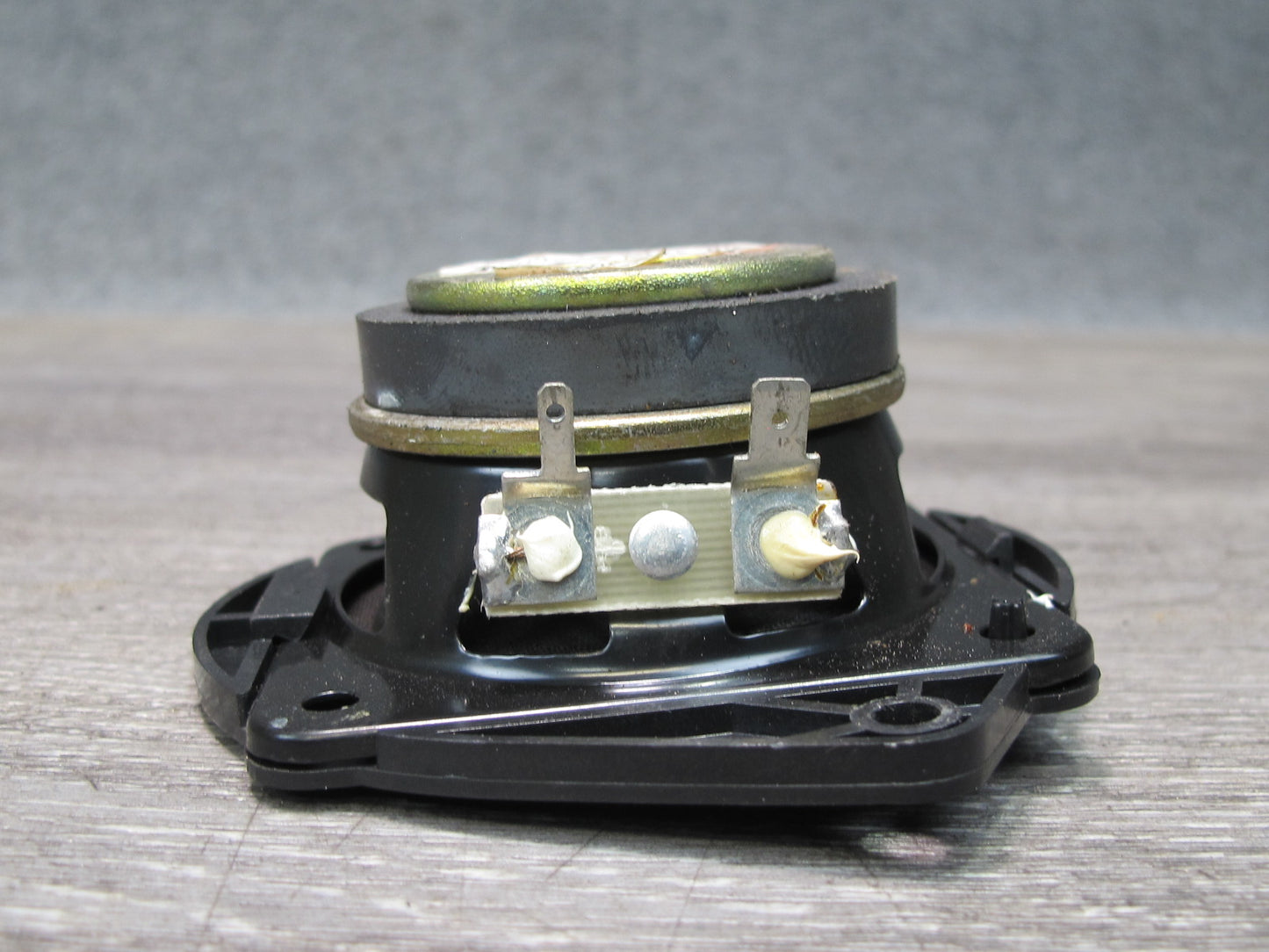 03-08 Mercedes R230 Sl-class Dash Center Bose Speaker 2308201602 OEM