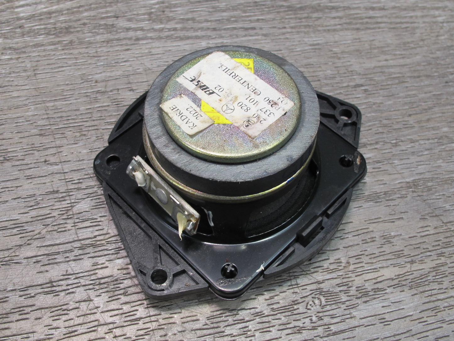 03-08 Mercedes R230 Sl-class Dash Center Bose Speaker 2308201602 OEM