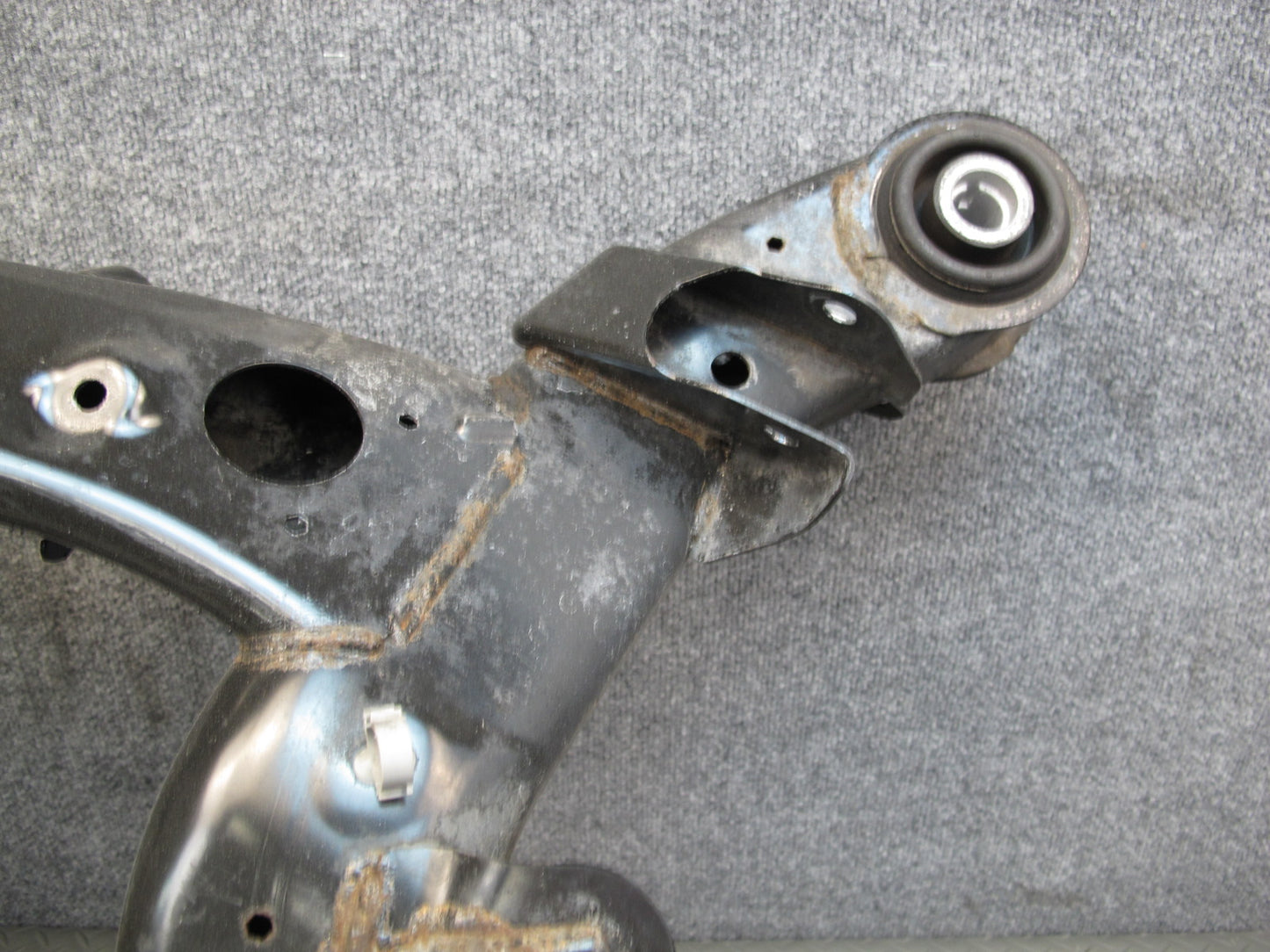 16-23 Chevrolet Camaro SS 6.2L Convertible Rear Crossmember Subframe Set OEM