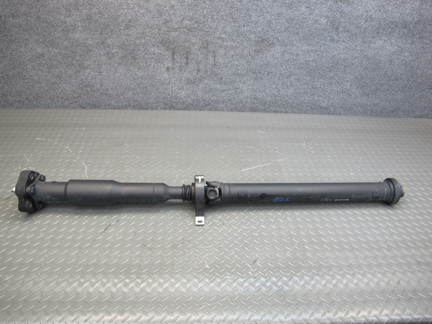 12-16 BMW E89 Z4 28i N20 RWD A/T Rear Driveshaft Drive Shaft 97K Miles OEM