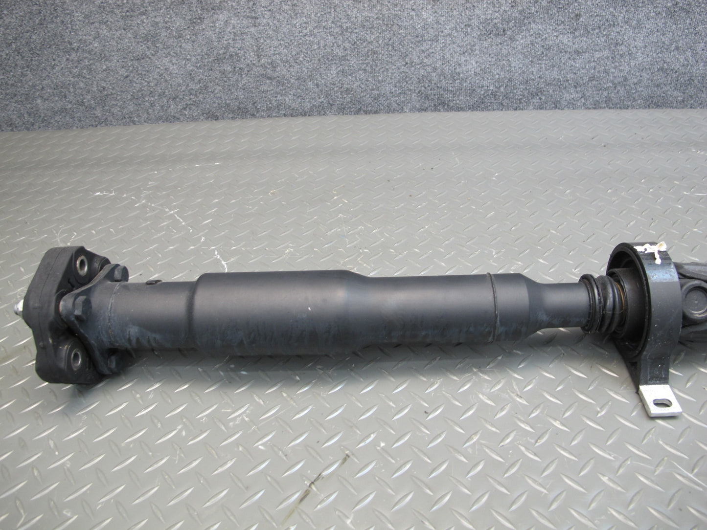 12-16 BMW E89 Z4 28i N20 RWD A/T Rear Driveshaft Drive Shaft 97K Miles OEM